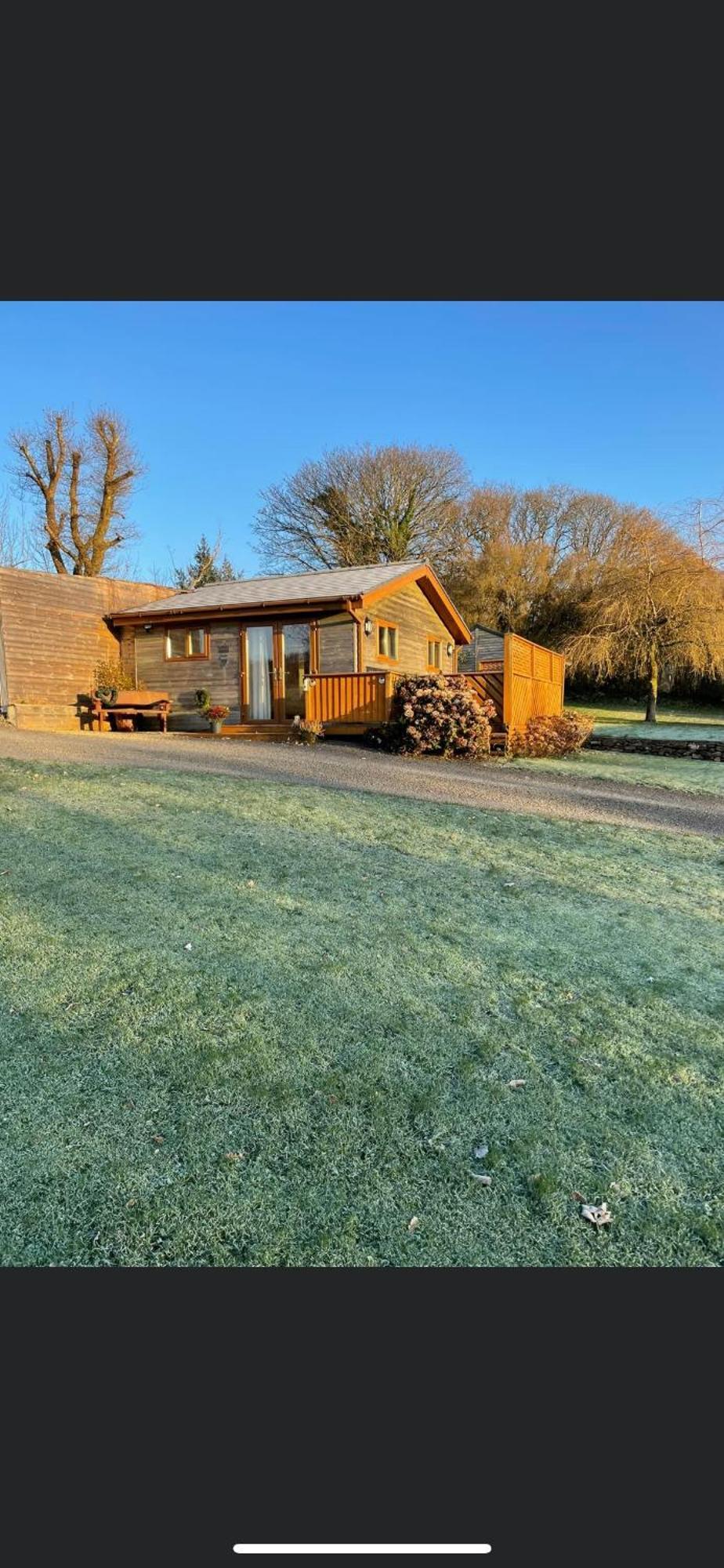 Swansea Log Cabin Pontardawe 外观 照片